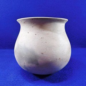 Vintage Mid Century Wood Fired Beige Clay Pot Signed Lincks 5.5" AS IS